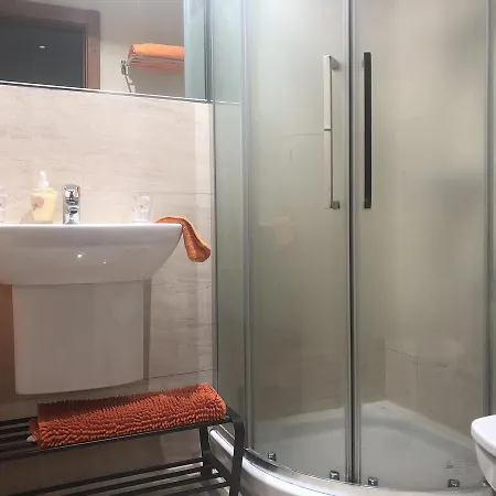 Hotel Perseus Vivienda Unifamiliar Con Terraza Y Jardin - Wifi - 3 - 2 Banos